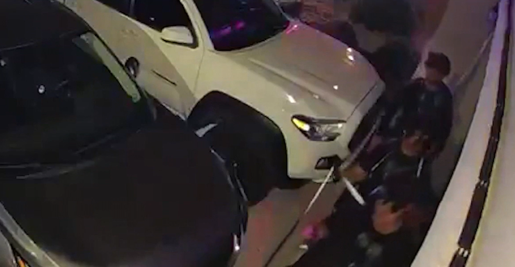 4 minors detained after armed robbery leads to I-10 car chase