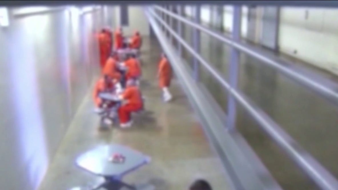 Arizona petition calls for funding to improve state prison system