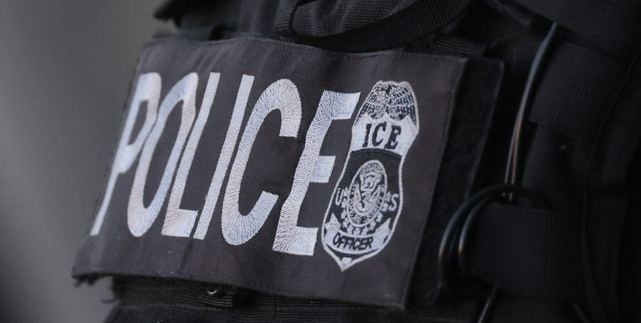 Arizona Democrats call Mesa ICE facility conditions 'shameful' after surprise visit