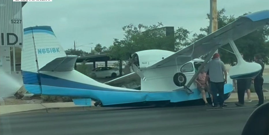 3 injured after small plane crashes onto Phoenix road