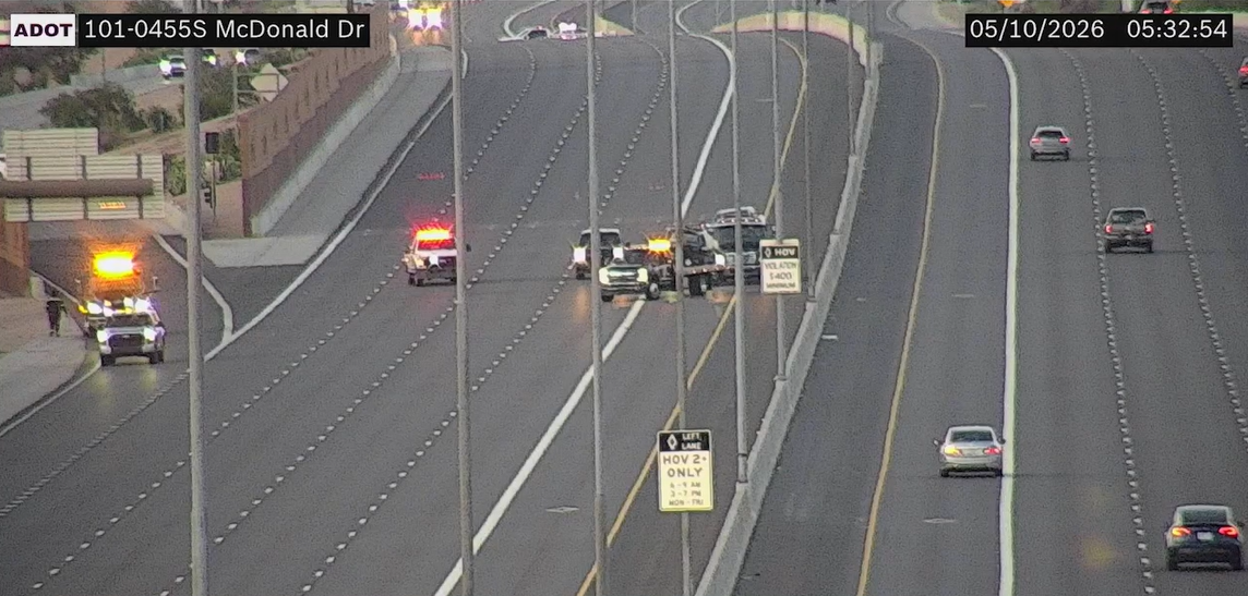 6 hospitalized in wrong-way crash on Loop 101