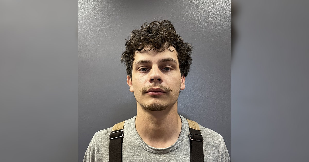 Arizona man accused of making terrorist threats