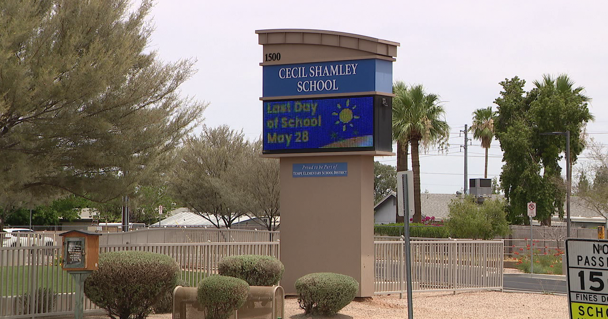 ICE arrest of Ecuadorian mother leads to closed Tempe school ceremony
