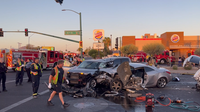 Phoenix multi-vehicle crash leaves 10 injured