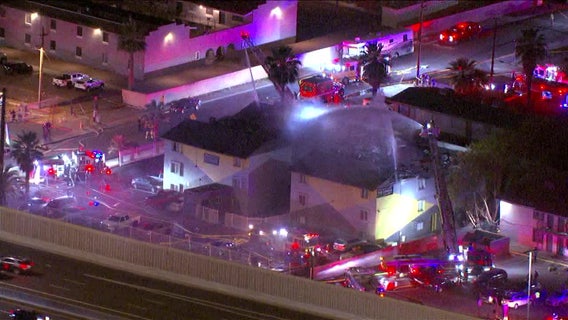 20+ people displaced after Phoenix apartment fire got 'too big too fast': FD