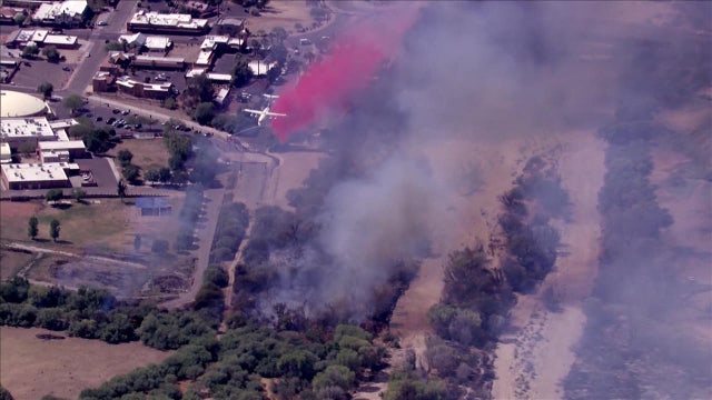 Jones Fire burning near Wickenburg shuts down U.S. 60; evacuation ordered