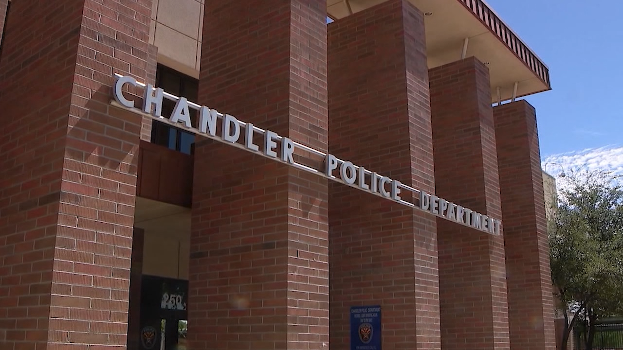 Internal emails: Chandler police chief's residency compliance discussed as voters could decide on rule change