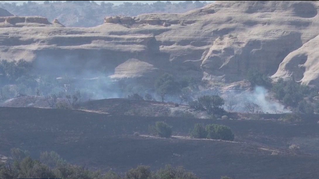 Arizona firefighter among 3 killed battling wildfire near Colorado-Utah border