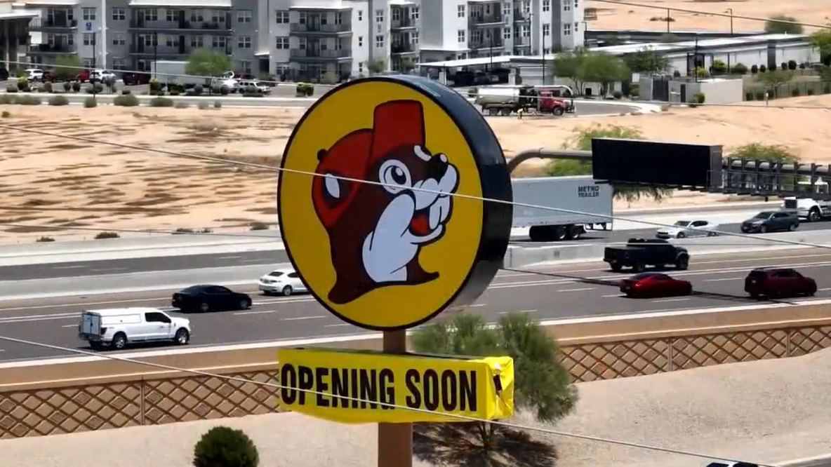 Goodyear Buc-ee's: Fans line up overnight for first Arizona location