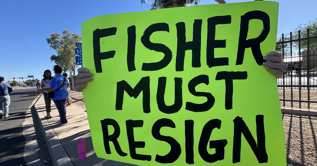 Arizona school board member faces calls to resign after Nazi salute
