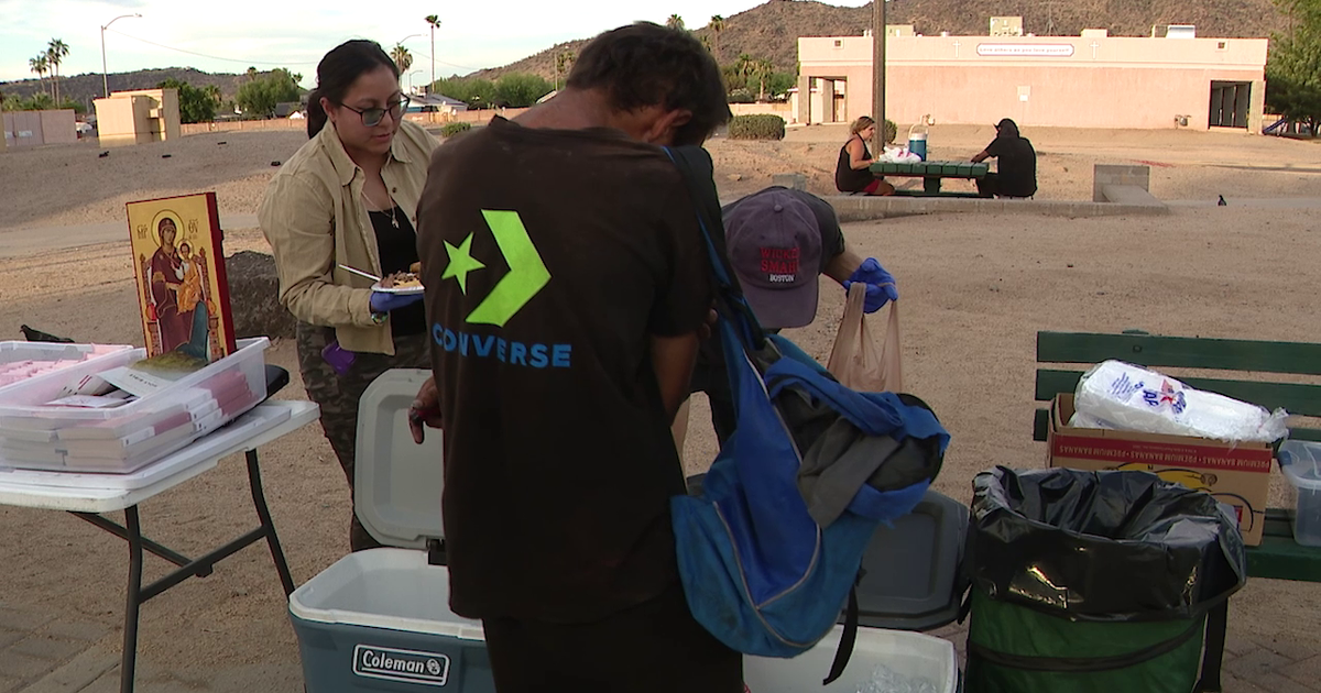 Phoenix church group sues city over park food distribution restrictions