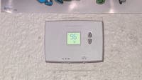 Mesa apartment tenants left struggling without A/C