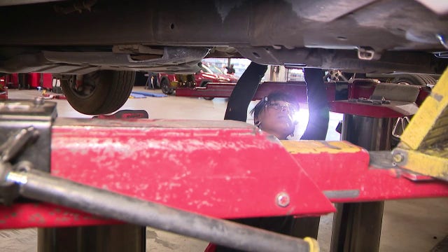 Avondale female mechanic breaks stereotypes on National Girls in Automotive Day