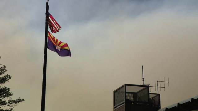 Pocket Fire grows to 6,000+ acres as winds complicate firefighting efforts