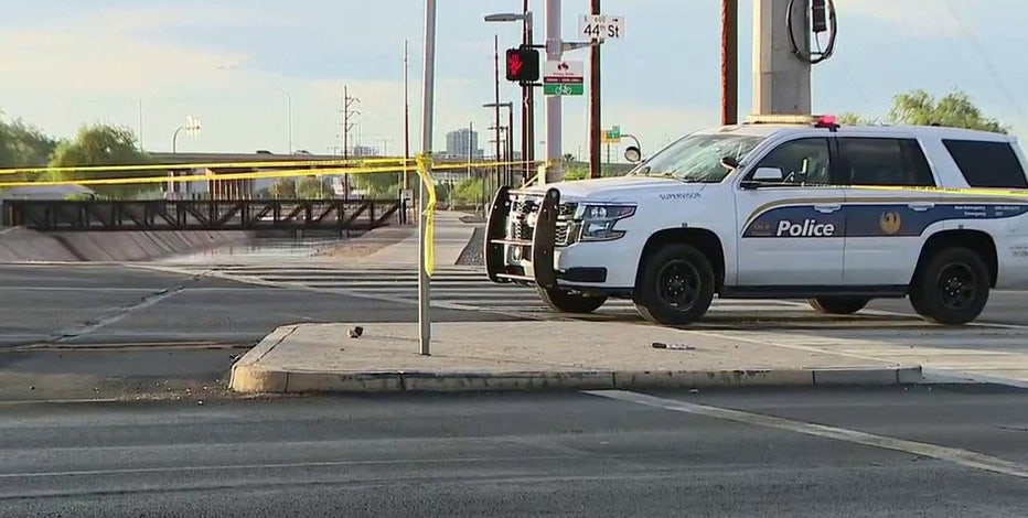 Fire leads to discovery of body near Phoenix canal, police investigating