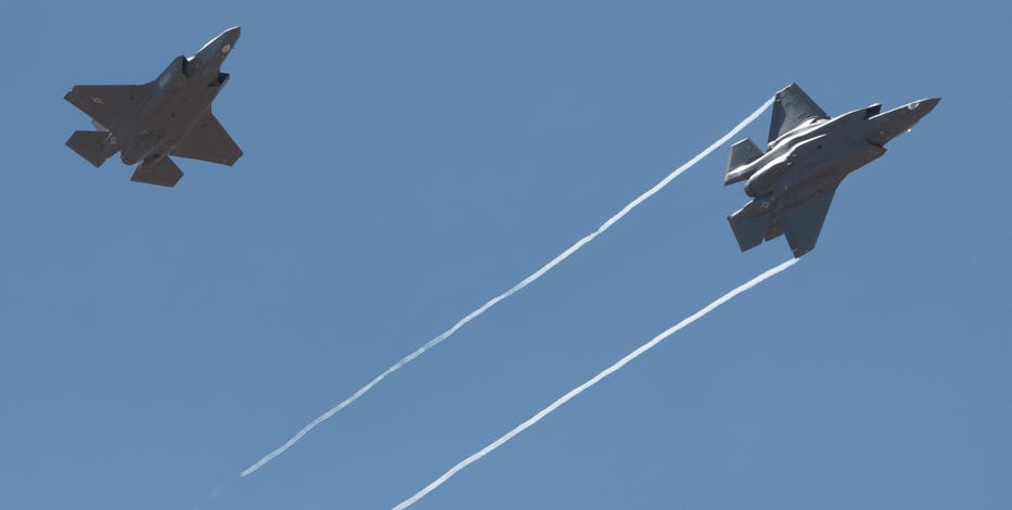 Arizona man gets prison time for aiming lasers at fighter jets