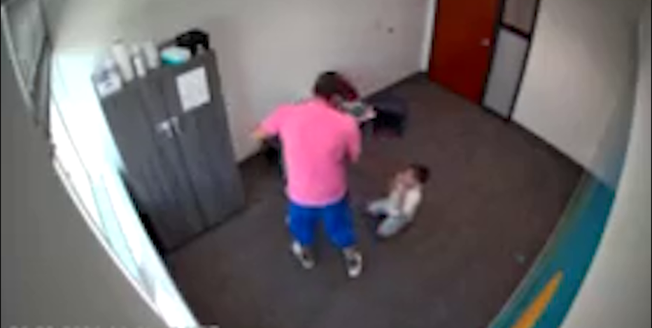 Peoria autism center worker accused of assault after allegedly kicking non-verbal student