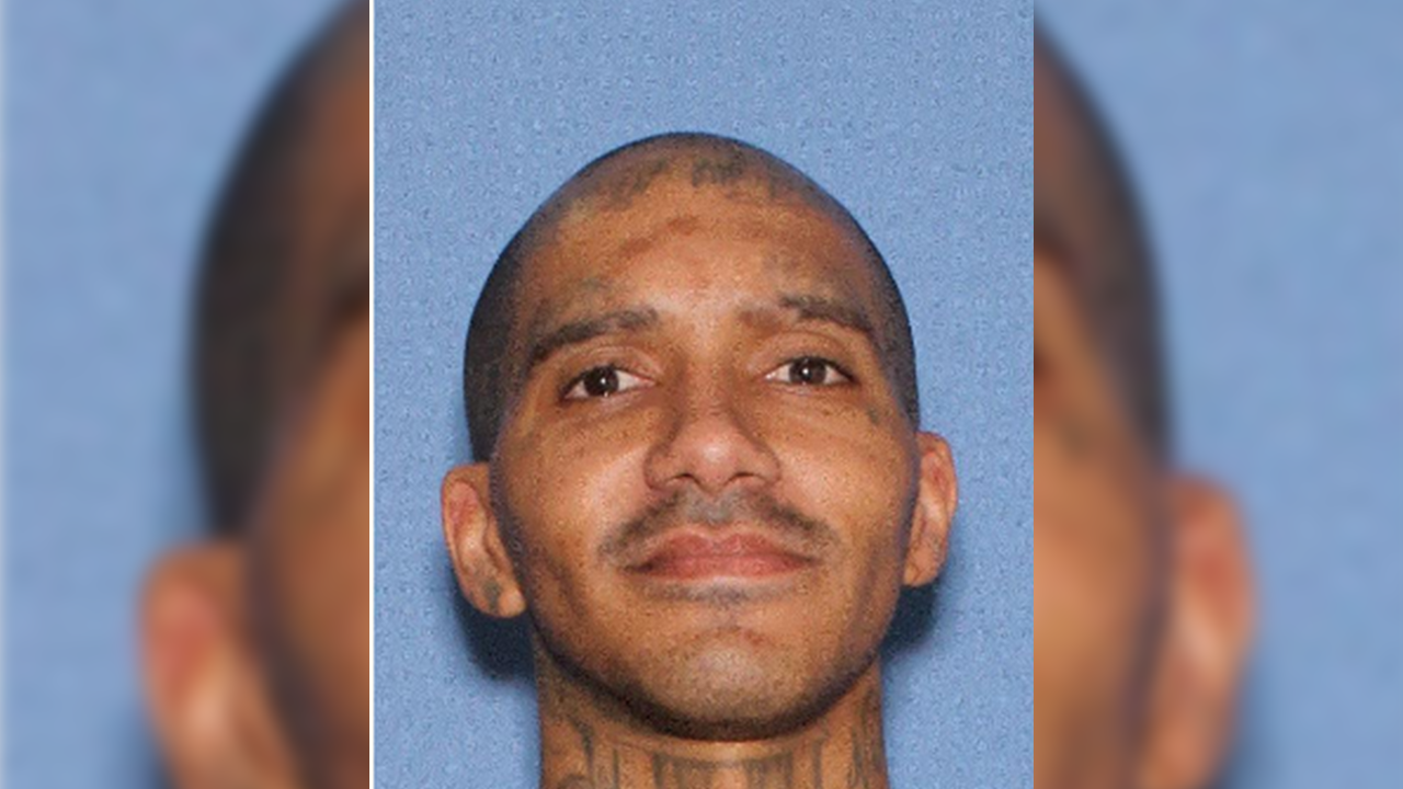 'Armed and dangerous' murder suspect wanted in deadly Bullhead City shooting