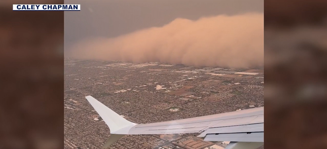 Arizona monsoon season brings Category 3 dust storm to Phoenix