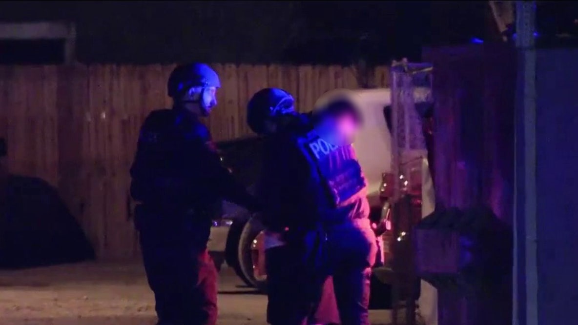 2 detained after man shot in Tempe