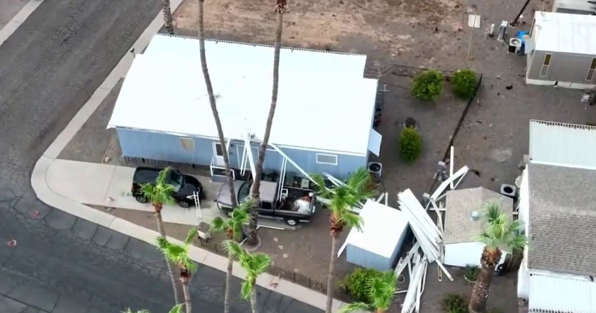Monsoon storm rips carports and siding off mobile homes in Glendale