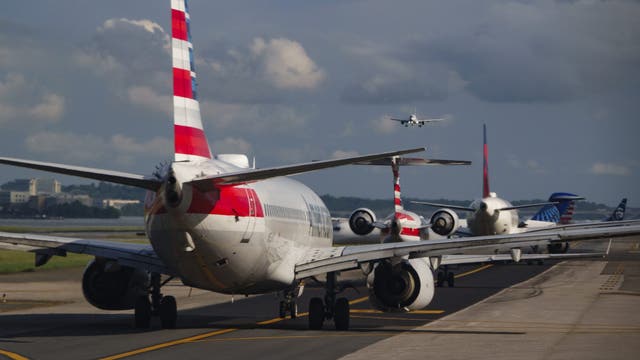 Phoenix Sky Harbor flight delays hit travelers following American Airlines IT glitch