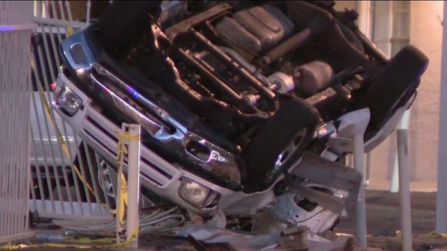 Teen, 17, killed in north Phoenix rollover crash