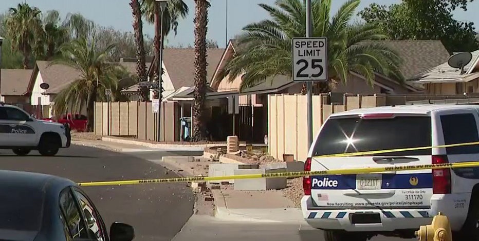1 dead after car crashed into brick wall in north Phoenix neighborhood