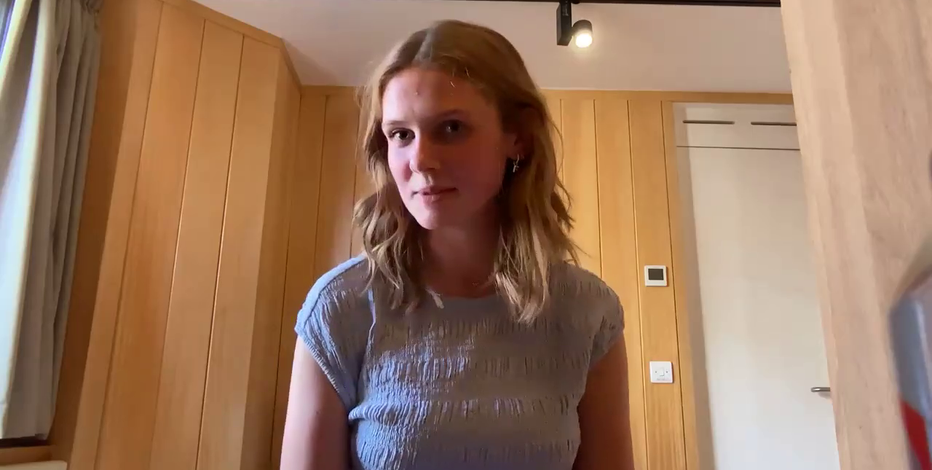 Arizona piano teacher helps Irish teen Freya Terris make one-handed music history