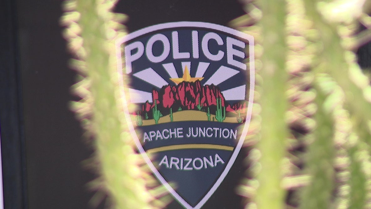 Apache Junction officer used license plate reader to find family member: PD