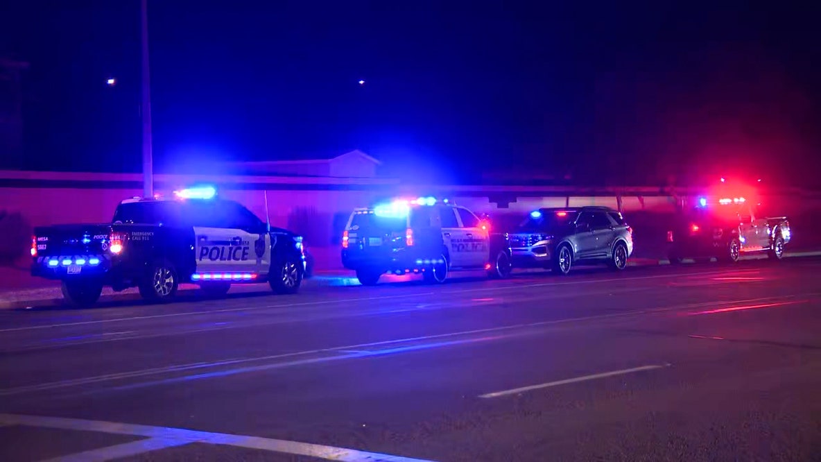 Mesa police kill ax-wielding suspect after 911 callers report domestic assault, damaged vehicles