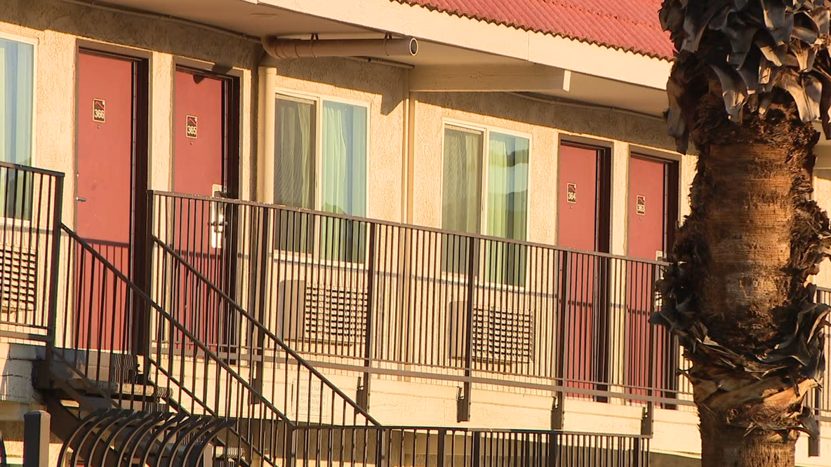 Phoenix police arrest robbery suspects hiding out at scene of the crime