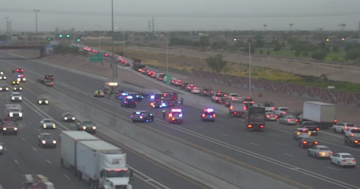 1 person killed in I-10 crash involving several cars: DPS