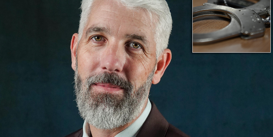 Arizona mayor on the rocks after barstool brawl brings assault accusation at local saloon
