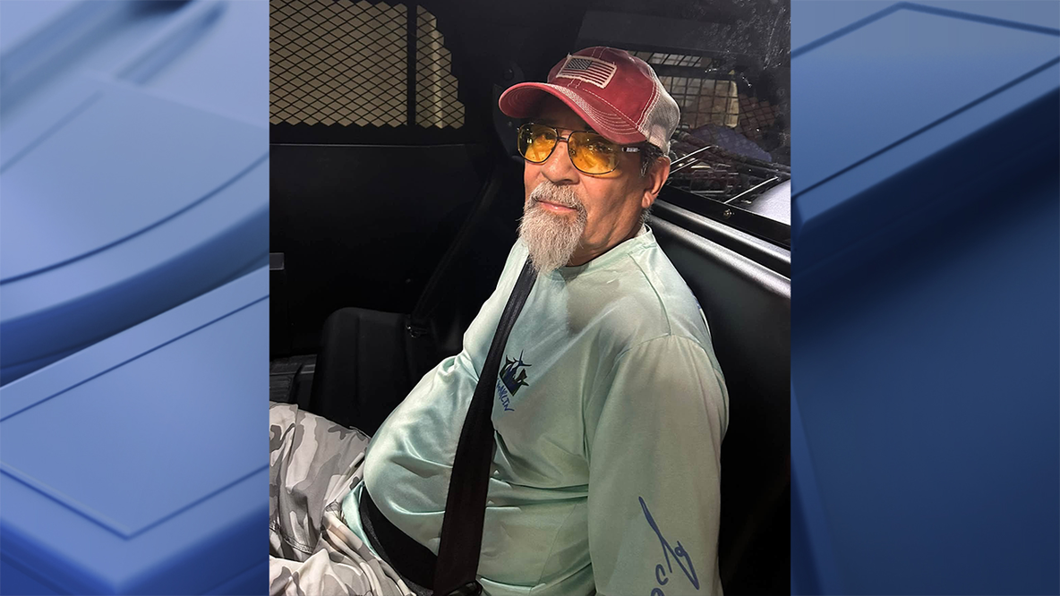 After 20 years on the lam, hawk-eyed Texas cop busts 82-year-old Phoenix fugitive accused of child molestation