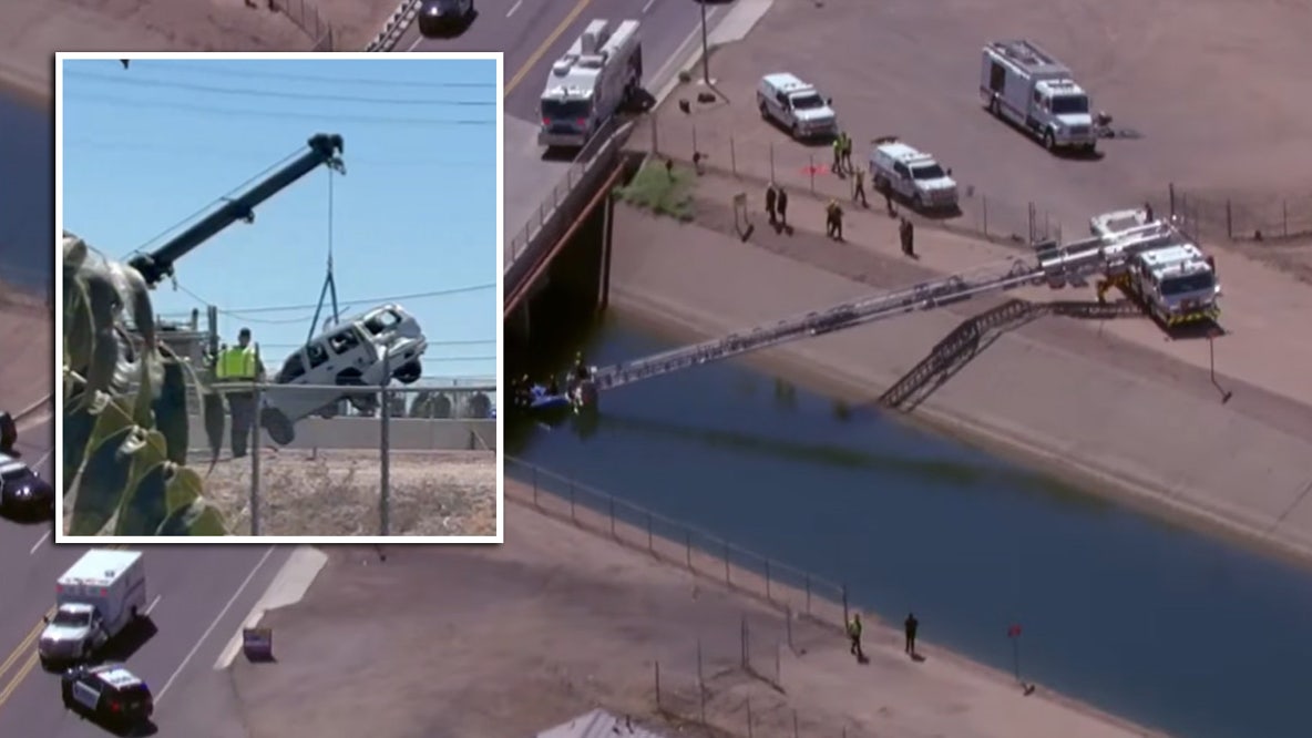Crews pull vehicle from Mesa canal