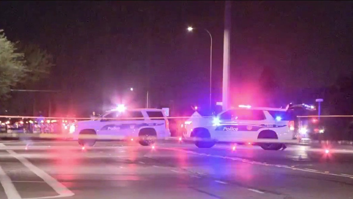 Body found in west Phoenix road, investigation underway