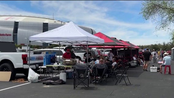 Arizona Cardinals home opener draws crowds, tailgaters, and Seahawks fans to Glendale