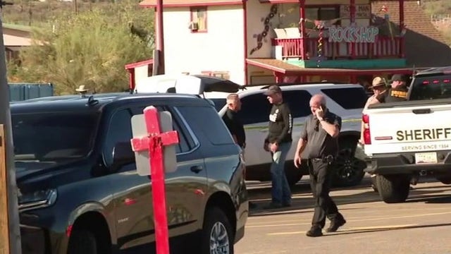 Wanted suspect shot outside Rock Springs Cafe in Black Canyon City: DPS