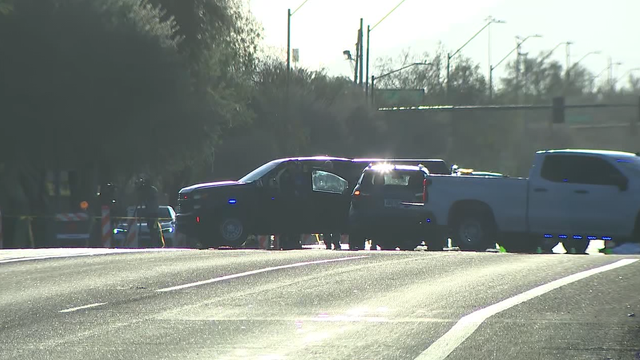 Pedestrian struck, killed on Deer Valley Road in north Phoenix