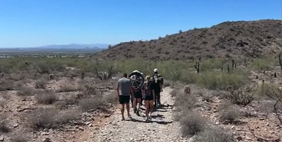 2 women, teen, and 2 dogs rescued on Scottsdale trail