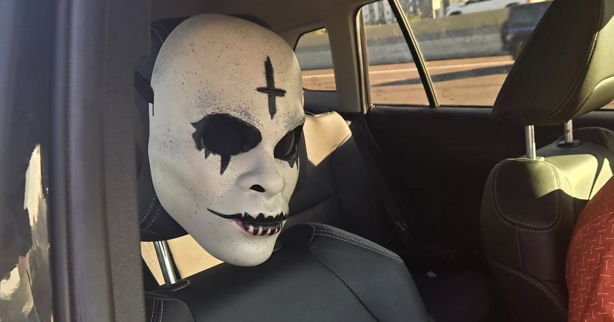 Driver cited on Loop 202 for using creepy mask as dummy HOV passenger: DPS