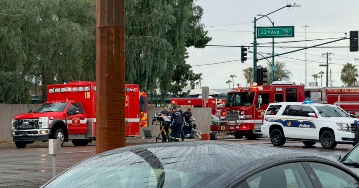 Woman hospitalized, man injured in Phoenix double shooting