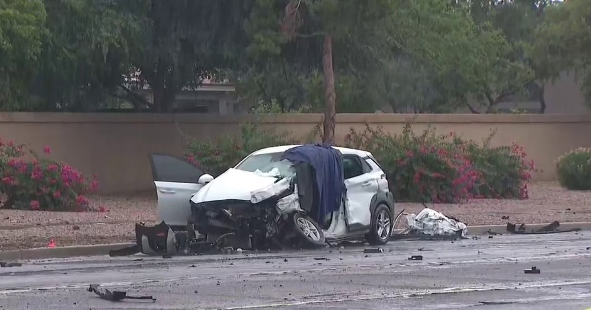 Man accused of manslaughter in Gilbert crash that killed woman