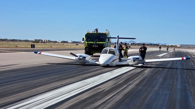 Small plane crash-lands at Mesa-Gateway Airport after landing gear issue