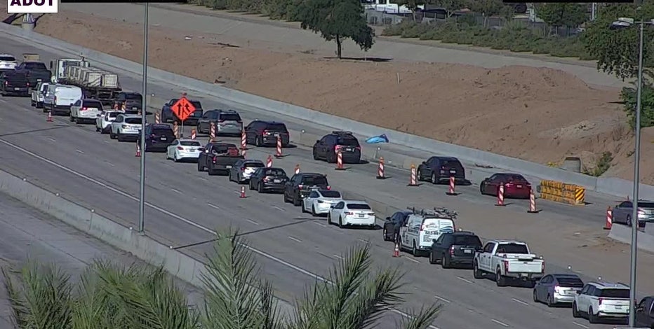 Deadly crash closes a portion of Loop 202: DPS