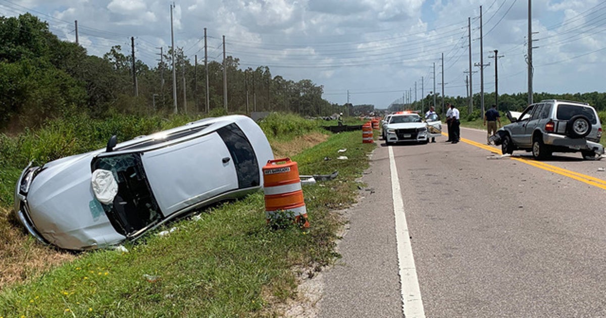 Wimauma crash injures two deputies | FOX 13 Tampa Bay