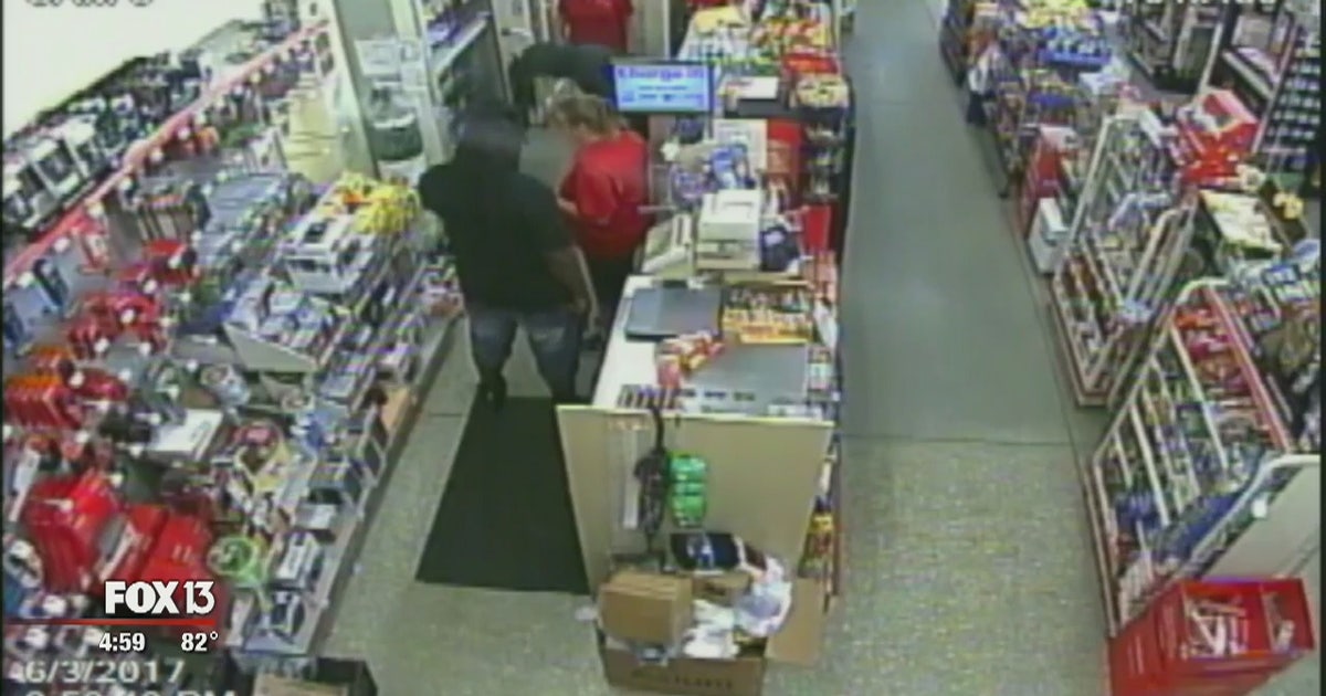 Store clerk fights back against robbery suspect | FOX 13 Tampa Bay
