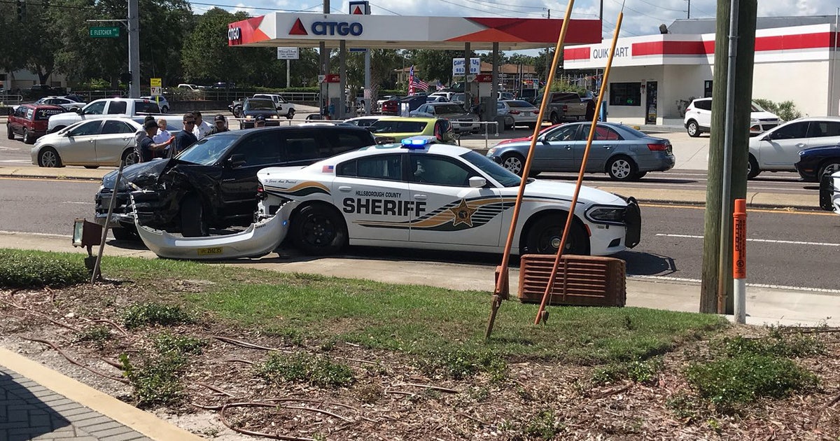 Deputy injured in multi-vehicle crash | FOX 13 Tampa Bay