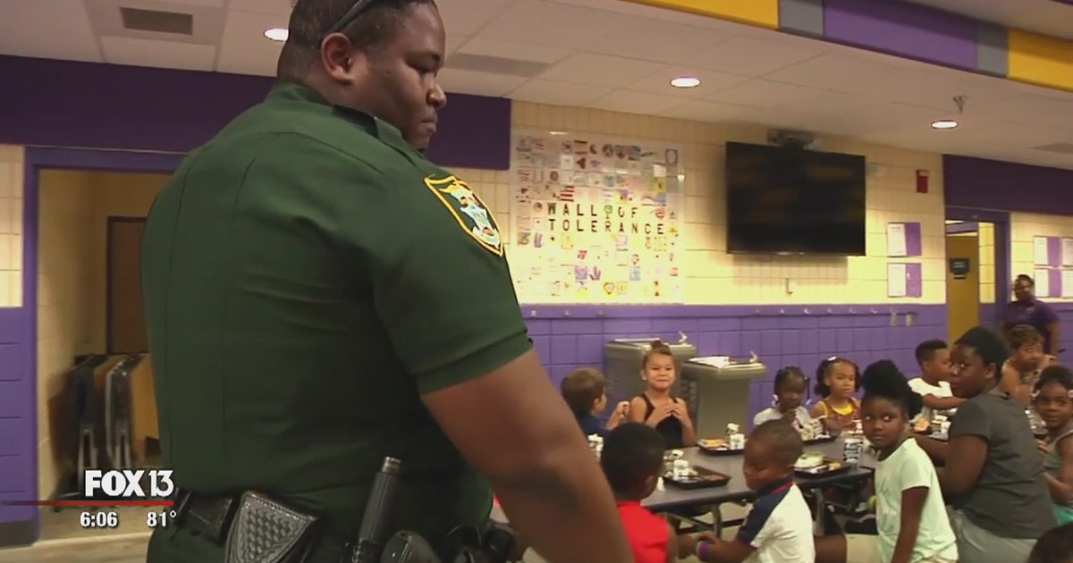Sarasota sheriff helps secure schools for new year | FOX 13 Tampa Bay
